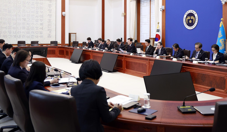 이재명 대통령 "전기요금 변경 안하지...